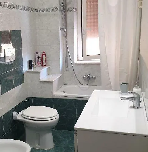 Sk - Camera Ampia E Spaziosa Rom